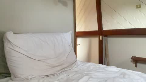 Snapshot of mati_m8 chatting on 07-28-26, 06:20 mati_m8 online show from 07-28-26, 06:20