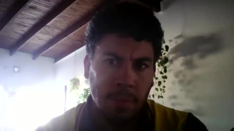 Snapshot of matifolk chatting on 10-31-25, 08:32 matifolk online show from 10-31-25, 08:32