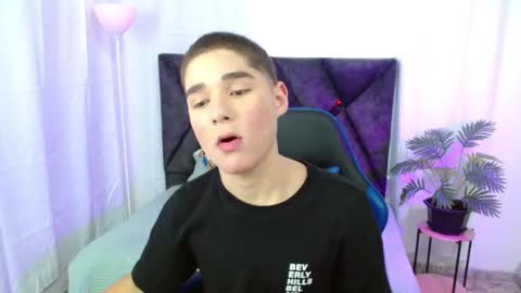 Mati online show from 09-23-25, 01:14