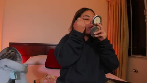 Snapshot of matilda_69x chatting on 01-08-25, 02:14 Matilda online show from 01-08-25, 02:14