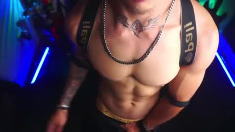 Snapshot of matiusdf chatting on 06-25-26, 10:14 matius online show from 06-25-26, 10:14