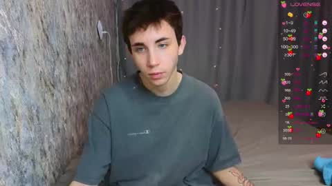 meet INDEPENDENT MODEL online show from 11-25-25, 01:55