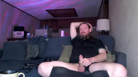 Snapshot of matross43 chatting on 03-11-26, 04:35 matross43 online show from 03-11-26, 04:35