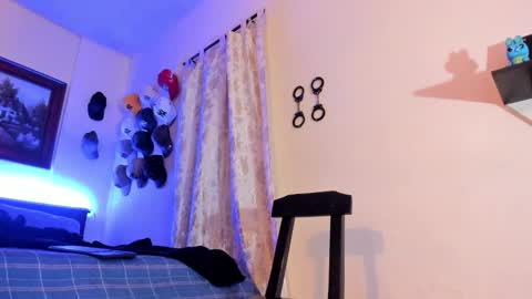 Snapshot of matt_your_master_ chatting on 10-25-25, 10:45 Matt online show from 10-25-25, 10:45