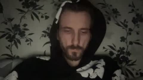 Snapshot of mattcarta chatting on 11-06-25, 10:38 mattcarta online show from 11-06-25, 10:38