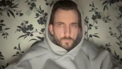 Snapshot of mattcarta chatting on 11-18-25, 09:25 mattcarta online show from 11-18-25, 09:25