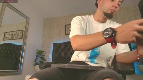 Snapshot of mattdevon chatting on 02-08-26, 01:42 Matt online show from 02-08-26, 01:42