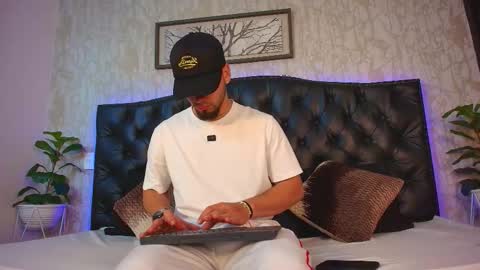 Snapshot of mattdevon chatting on 03-03-26, 05:02 Matt online show from 03-03-26, 05:02