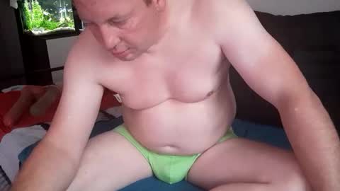 Snapshot of matten80 chatting on 11-08-25, 09:42 matten80 online show from 11-08-25, 09:42