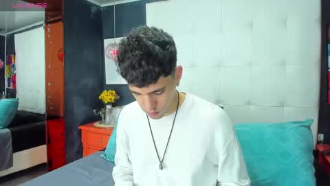 ---Matteo--- online show from 10-04-25, 04:32