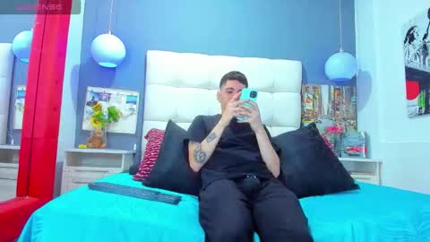 ---Matteo--- online show from 11-05-25, 04:01