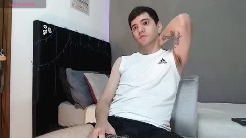 ---Matteo--- online show from 12-17-25, 05:02