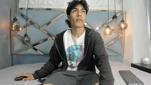 Snapshot of mattfiore chatting on 11-14-25, 12:04 mattfiore online show from 11-14-25, 12:04