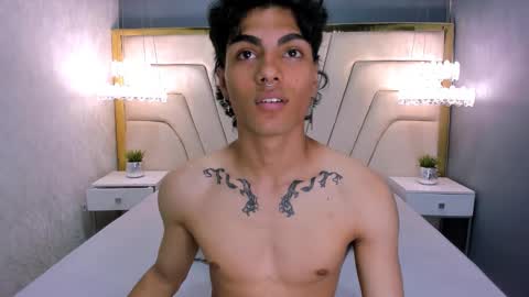 Snapshot of mattfiore chatting on 11-28-25, 06:43 mattfiore online show from 11-28-25, 06:43