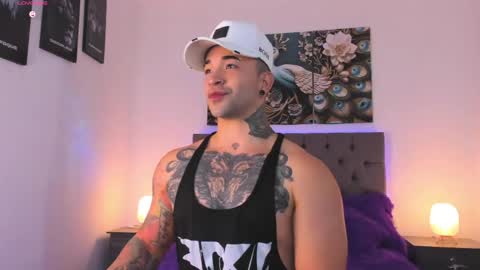 Matthew INDEPENDENT MODEL online show from 04-18-26, 01:42