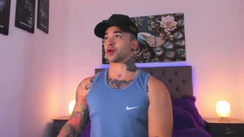 Matthew INDEPENDENT MODEL online show from 04-19-26, 01:16