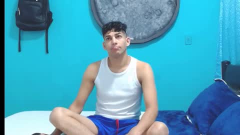 matthew_hawk19 online show from 02-02-25, 03:17