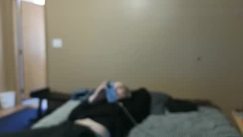 MH online show from 04-10-26, 11:42