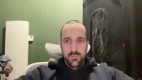 Snapshot of matthias24 chatting on 01-10-26, 12:34 M online show from 01-10-26, 12:34