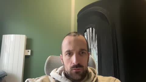 Snapshot of matthias24 chatting on 01-15-26, 03:27 M online show from 01-15-26, 03:27