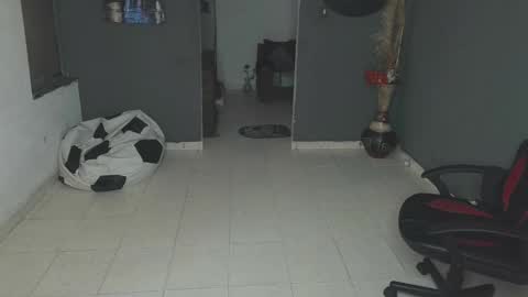 mattias     online show from 02-22-25, 03:58