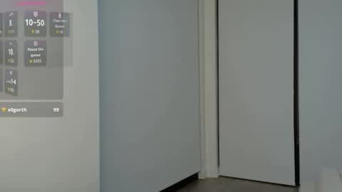 Snapshot of mattisux chatting on 10-09-25, 04:32 Matti Mars online show from 10-09-25, 04:32