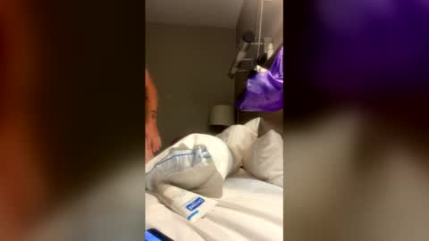 Snapshot of mattmarcanio41 chatting on 01-10-26, 03:52 mattmarcanio41 online show from 01-10-26, 03:52