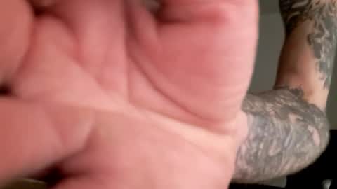 Snapshot of mattpbr1 chatting on 12-08-24, 01:47 mattpbr1 online show from 12-08-24, 01:47