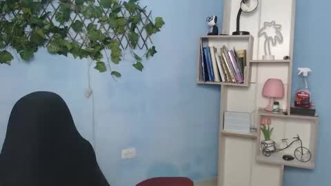 Martina online show from 12-21-25, 09:16