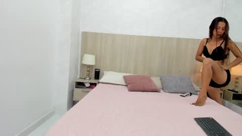 Snapshot of mature_yaira chatting on 07-10-26, 11:13 Yaira online show from 07-10-26, 11:13