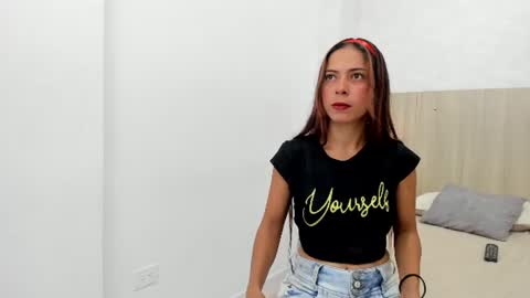 Snapshot of mature_yaira chatting on 07-23-26, 11:30 Yaira online show from 07-23-26, 11:30