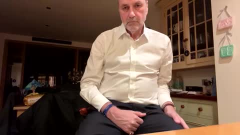 maturenakedmale online show from 03-26-26, 10:04