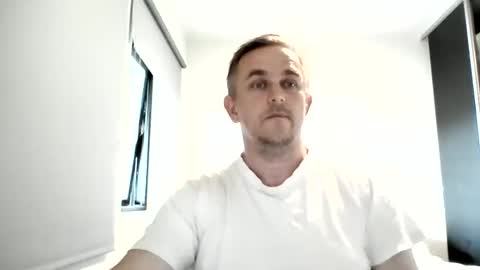 matureontheedge online show from 06-06-26, 12:32
