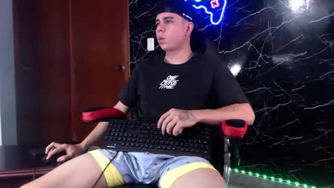 Matias online show from 01-04-25, 03:17