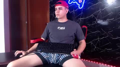 Matias online show from 01-09-25, 01:35