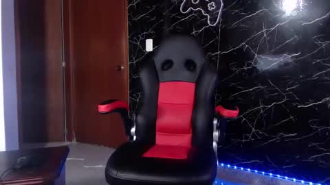 Matias online show from 01-25-25, 11:34