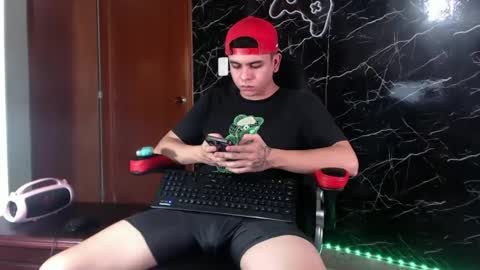 Matias online show from 02-07-25, 02:15