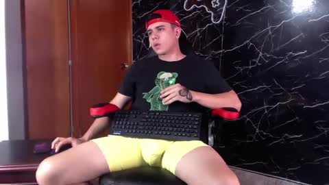 Matias online show from 02-27-25, 04:10