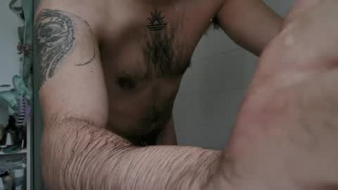 Snapshot of mau9322 chatting on 07-01-26, 09:11 Miau93420 online show from 07-01-26, 09:11