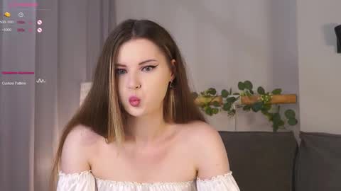 Lily online show from 09-11-25, 03:56