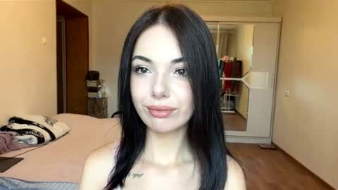 Lina online show from 07-13-26, 04:15