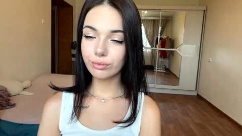 Lina online show from 07-29-26, 04:54