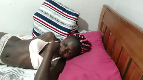 moh online show from 10-25-25, 08:36