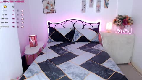 Paula online show from 02-22-25, 06:08