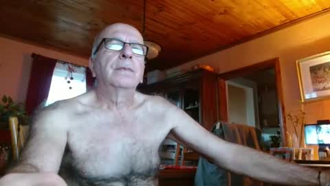 Maurice online show from 12-17-24, 12:54