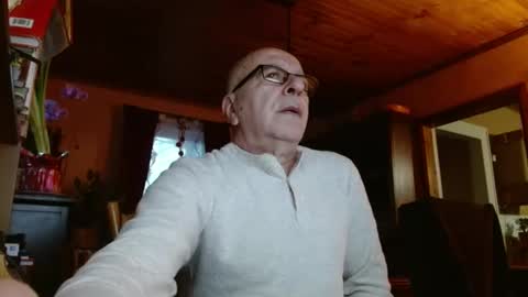 Maurice online show from 01-21-25, 12:07