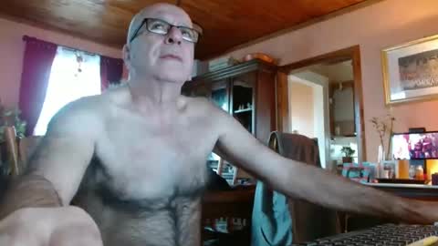 Maurice online show from 01-28-25, 02:31