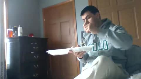 Snapshot of mauricescott chatting on 02-14-26, 09:44 mauricescott online show from 02-14-26, 09:44