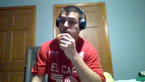 Snapshot of mauricescott chatting on 02-21-26, 03:07 mauricescott online show from 02-21-26, 03:07