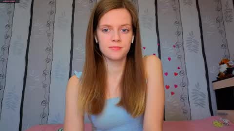 Snapshot of maurineneverman chatting on 06-01-26, 08:05 Lucy online show from 06-01-26, 08:05